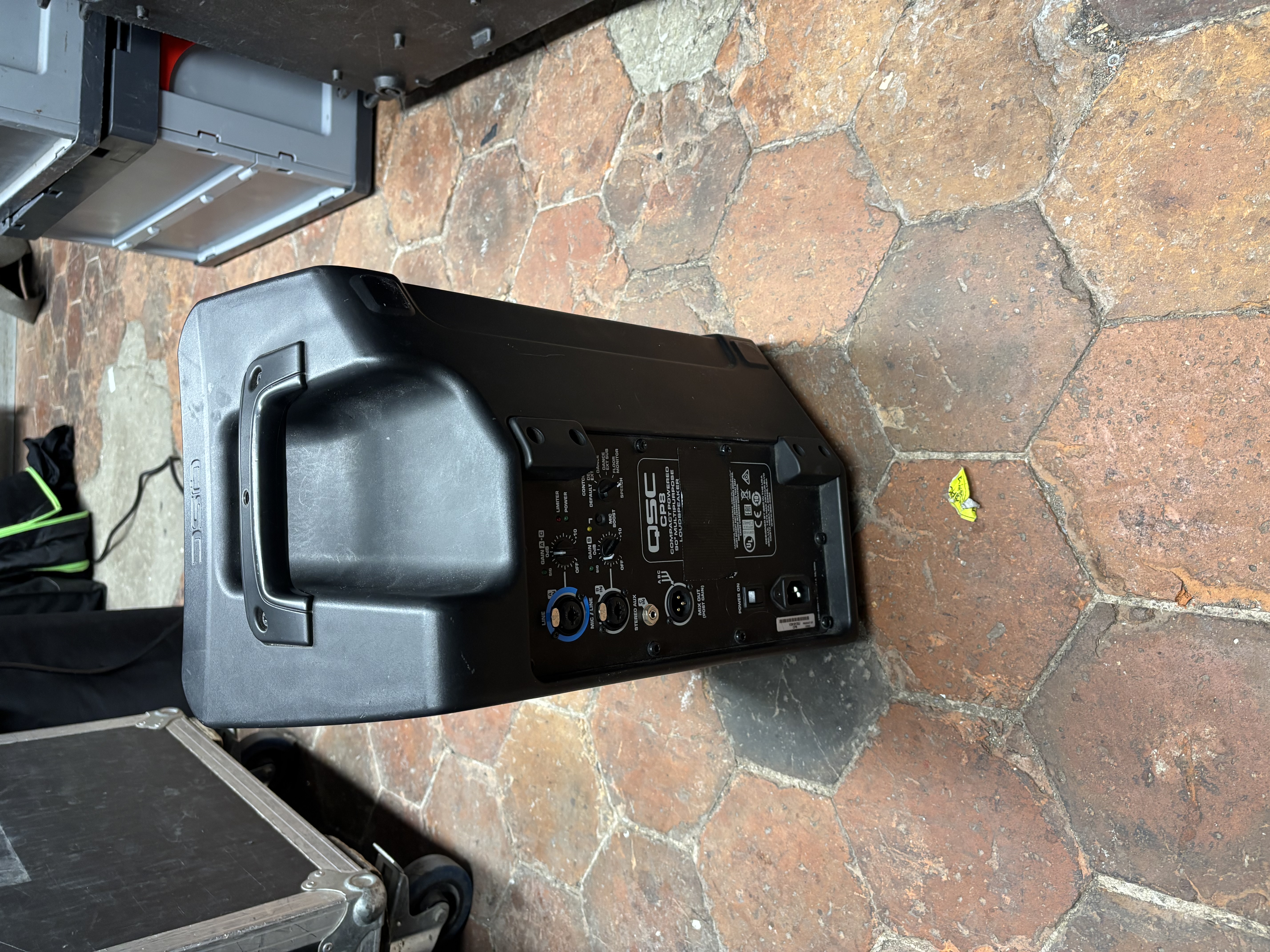 QSC CP8 (81275)