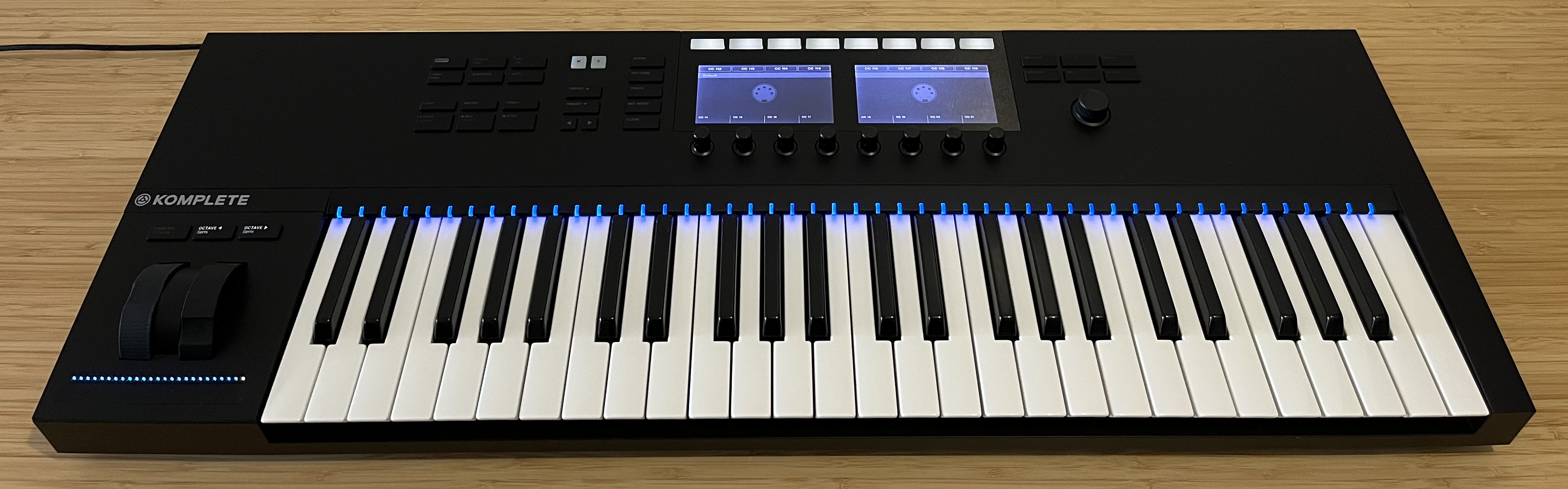 Native Instruments NI S49 MK2 - perfect condition - sold in original box