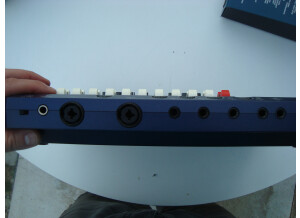 Korg D16 (94838)