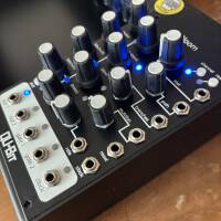 Vends Qu-bit Bloom V1 - Très bon état - Seconde main - Port inclus