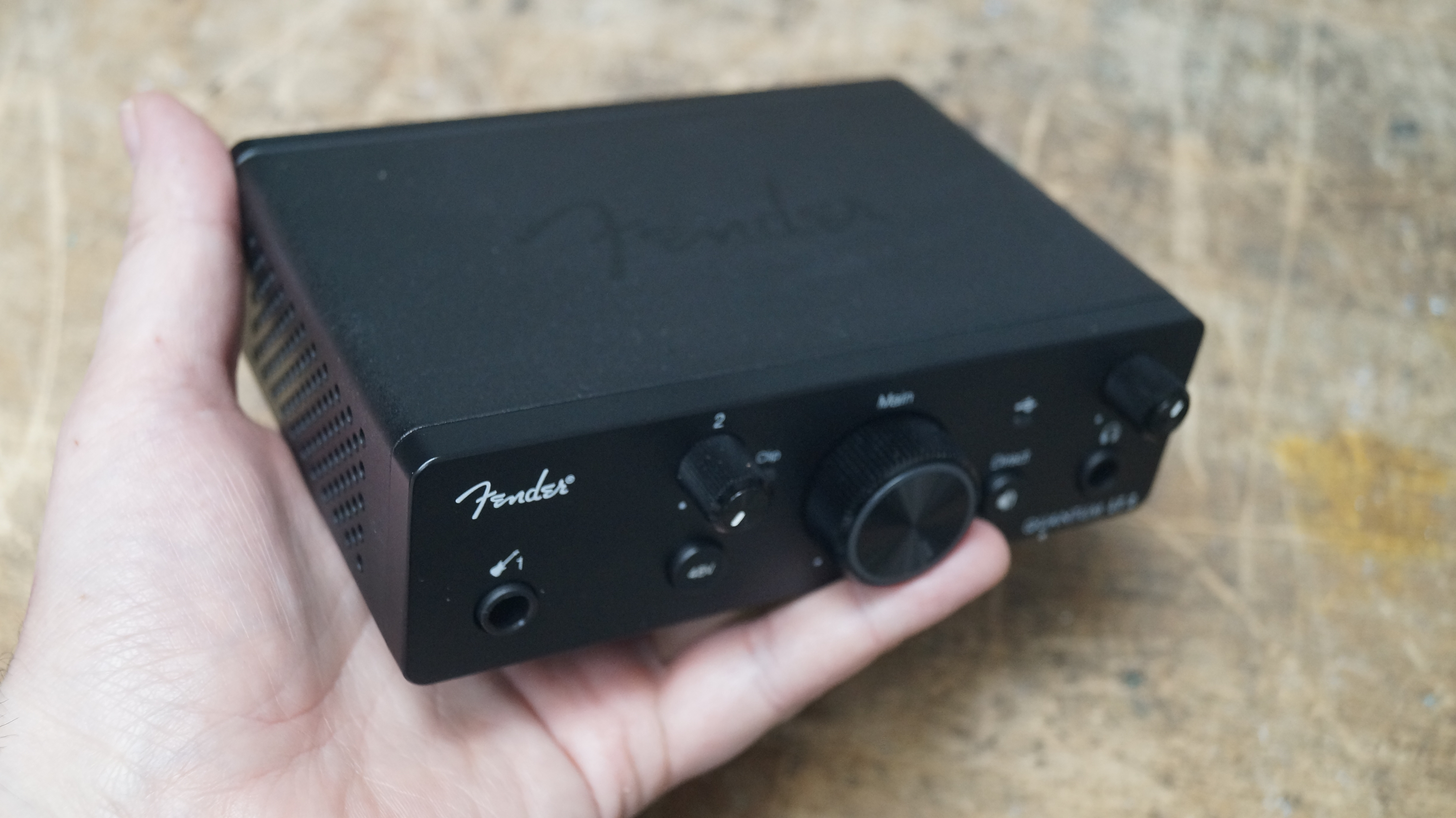 fenderquantumlt2 taille