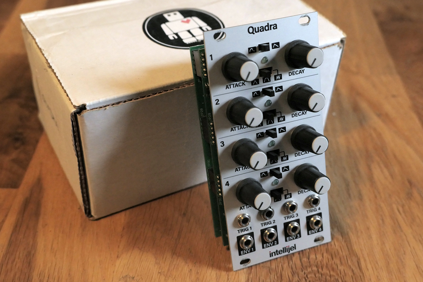 Intallijel QUADRA + EXPANDER