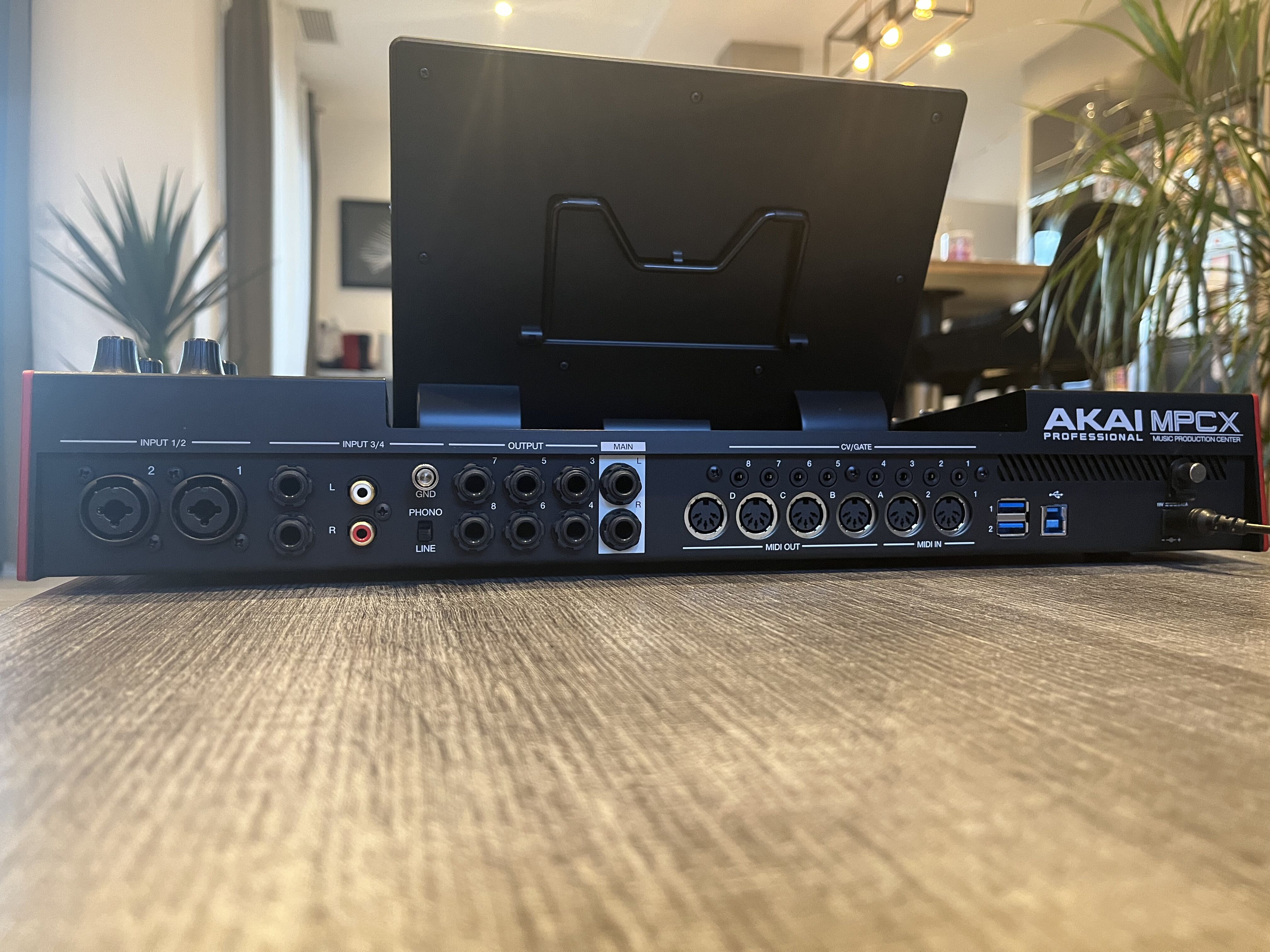 Akai Professional MPC X (75188)