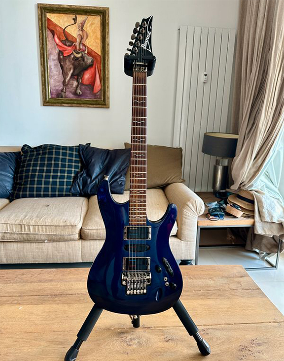 Vends Guitare électrique Ibanez S 470 customisée avec micro Lace Sensor