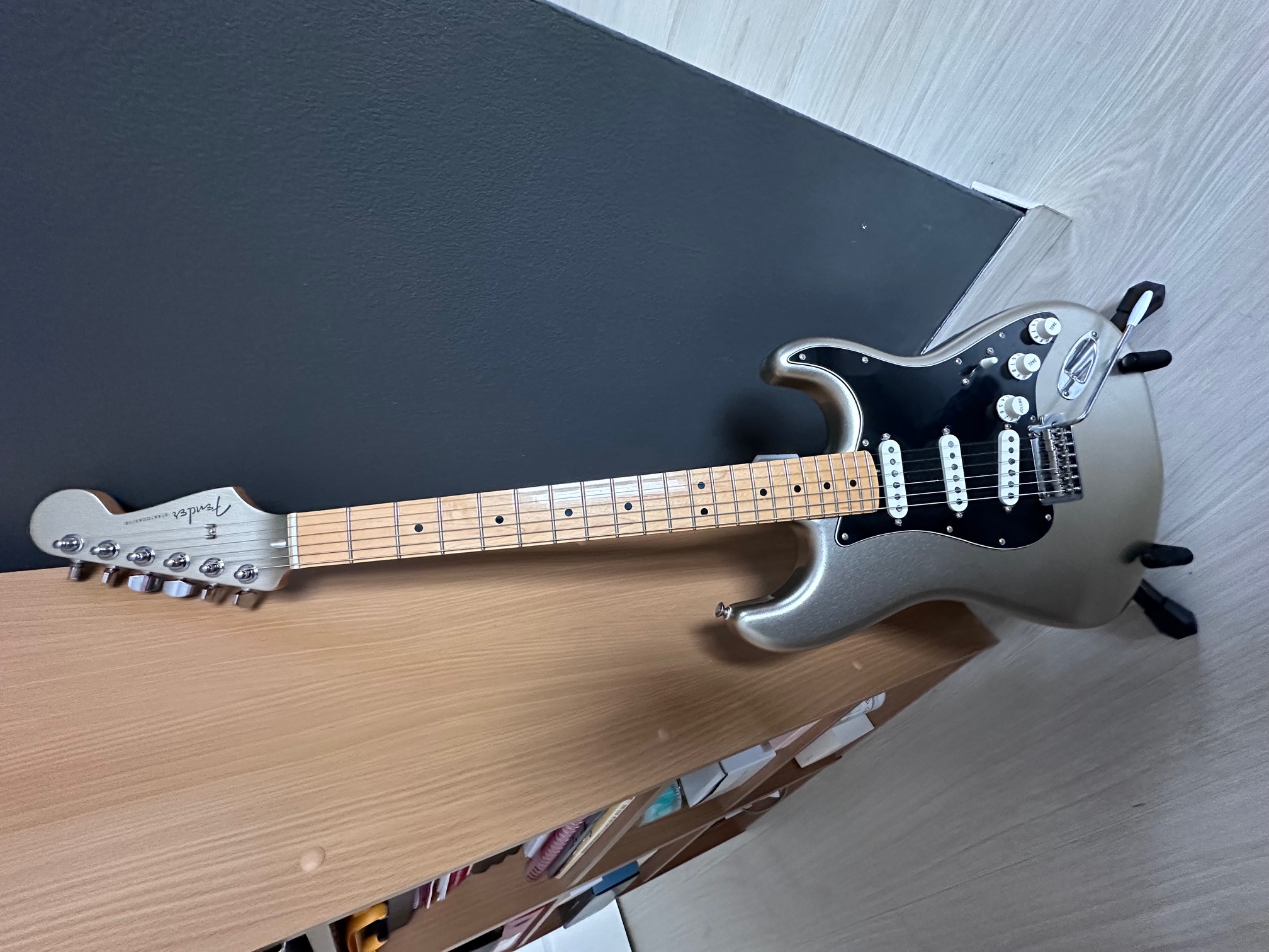 Vends Fender Stratocaster Diamond 75th anniversary