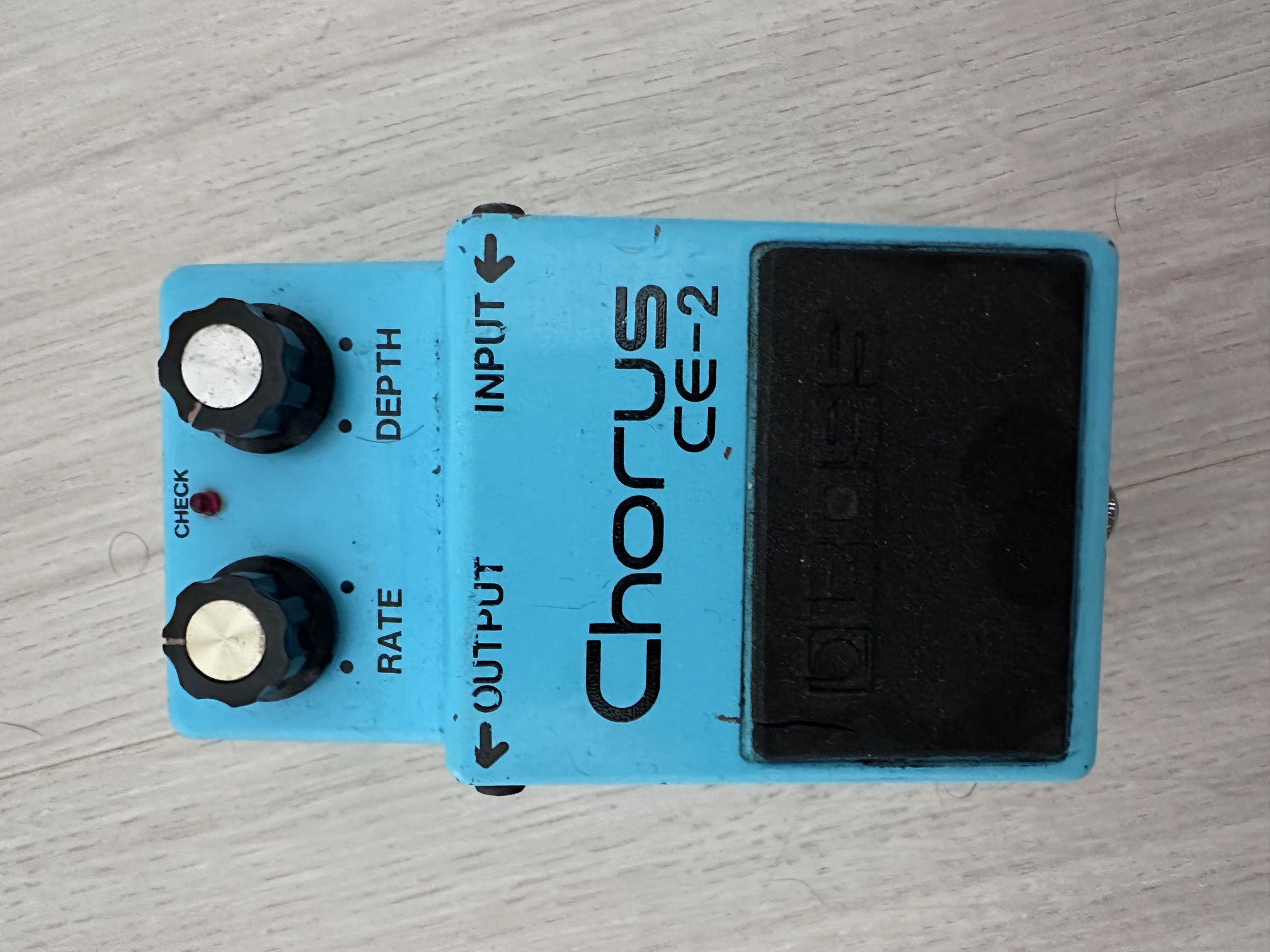 Vends Boss Chorus CE-2