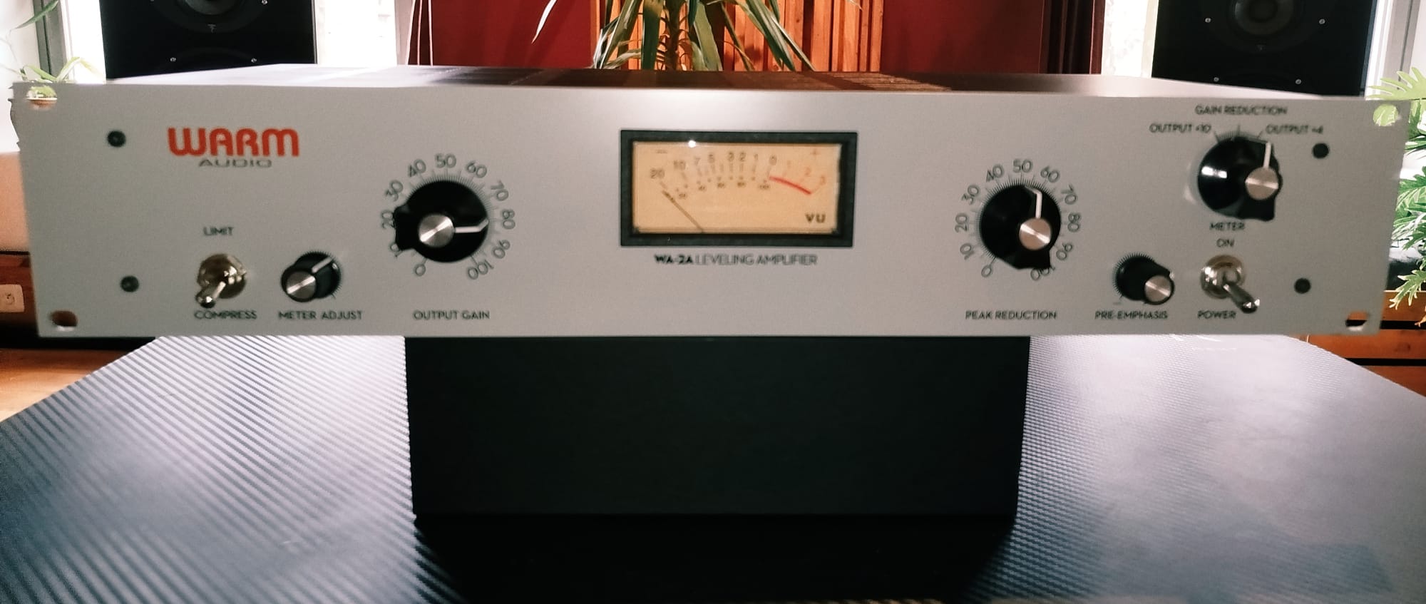 COMPRESSEUR WARM AUDIO WA 2A