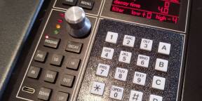 REVERB AMS NEVE -RMX16-