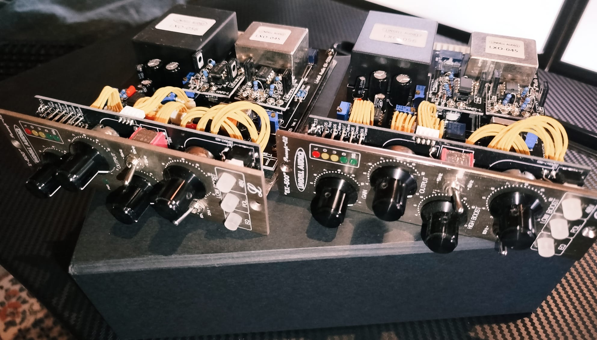 VENDS PREAMP LINDELL AUDIO 6X-500