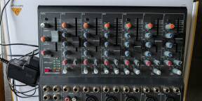 Table de mixage Behringer Xenyx 1003B