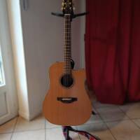 TAKAMINE DN15C en superbe état + accessoires