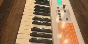 Synthetiseur M Audio VENOM