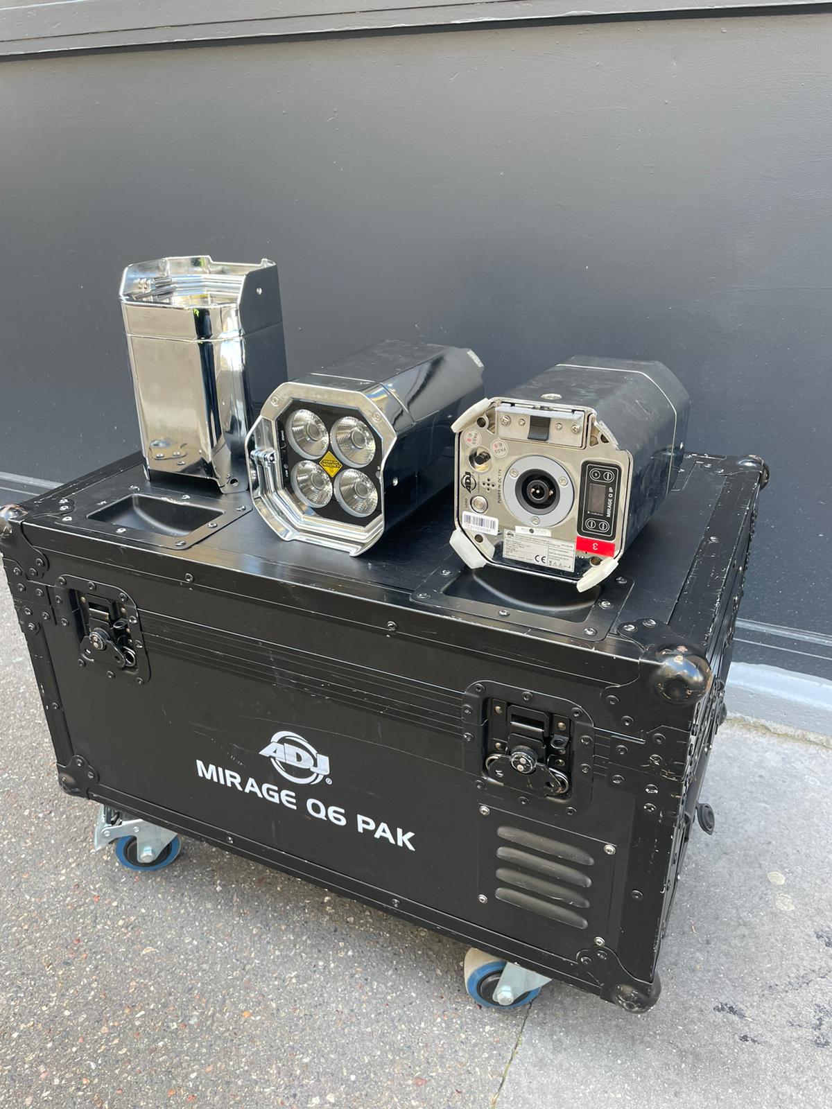 ADJ (American DJ) MIRAGE Q6 PAK PAR (80690)