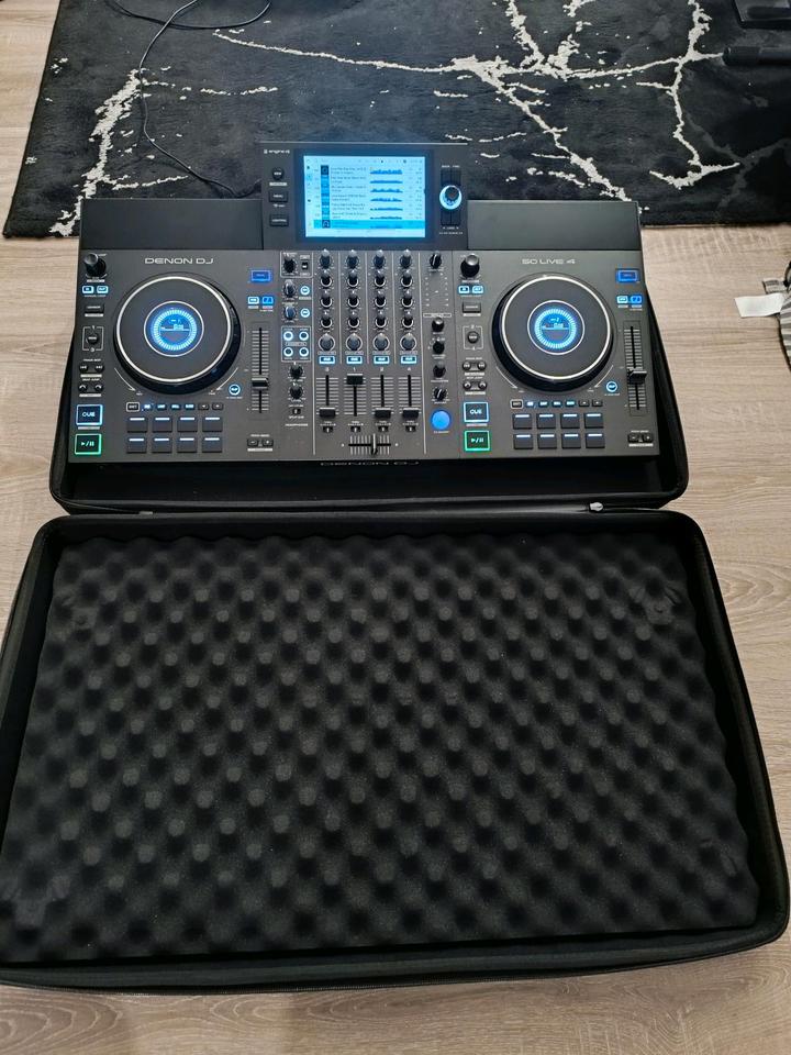 Denon DJ SC Live 4 avec sac et Decksaver