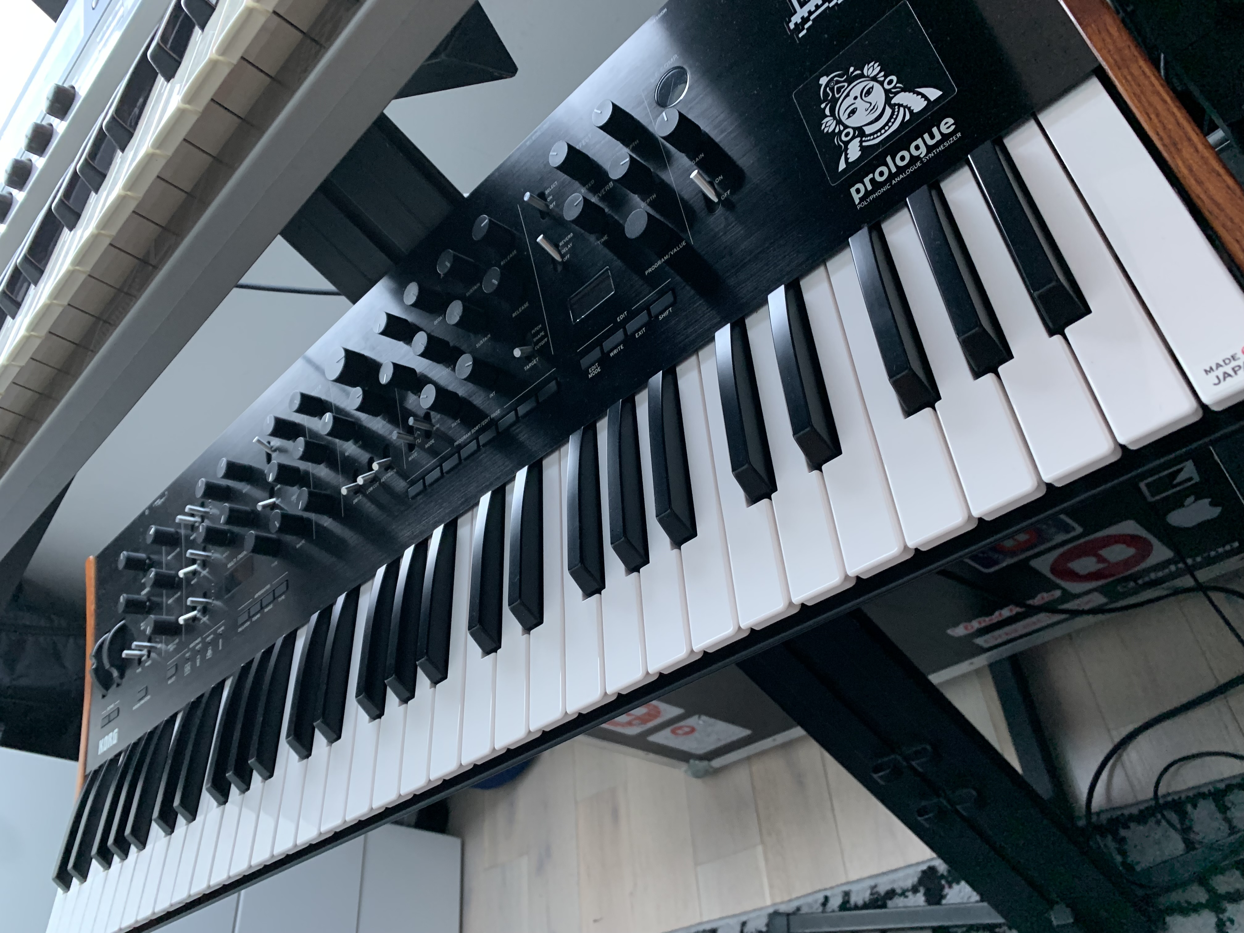 Korg Prologue 16 Osc + Flycase