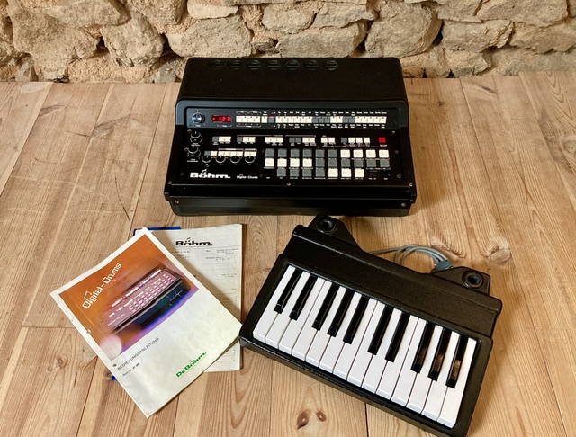 Bohm Digital Drums DD-1 MIDI + clavier + sorties séparées 