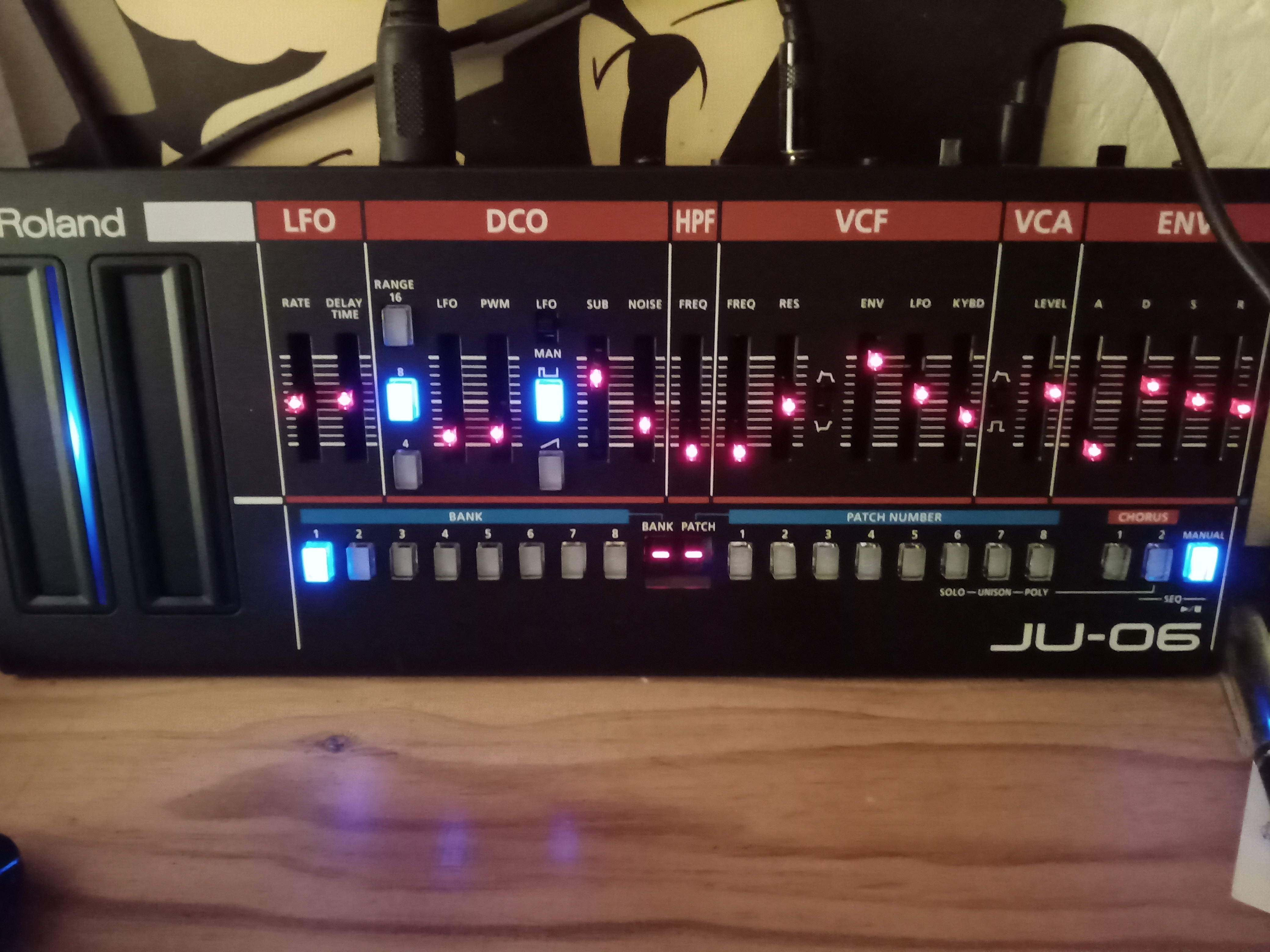 Vends Roland ju-06
