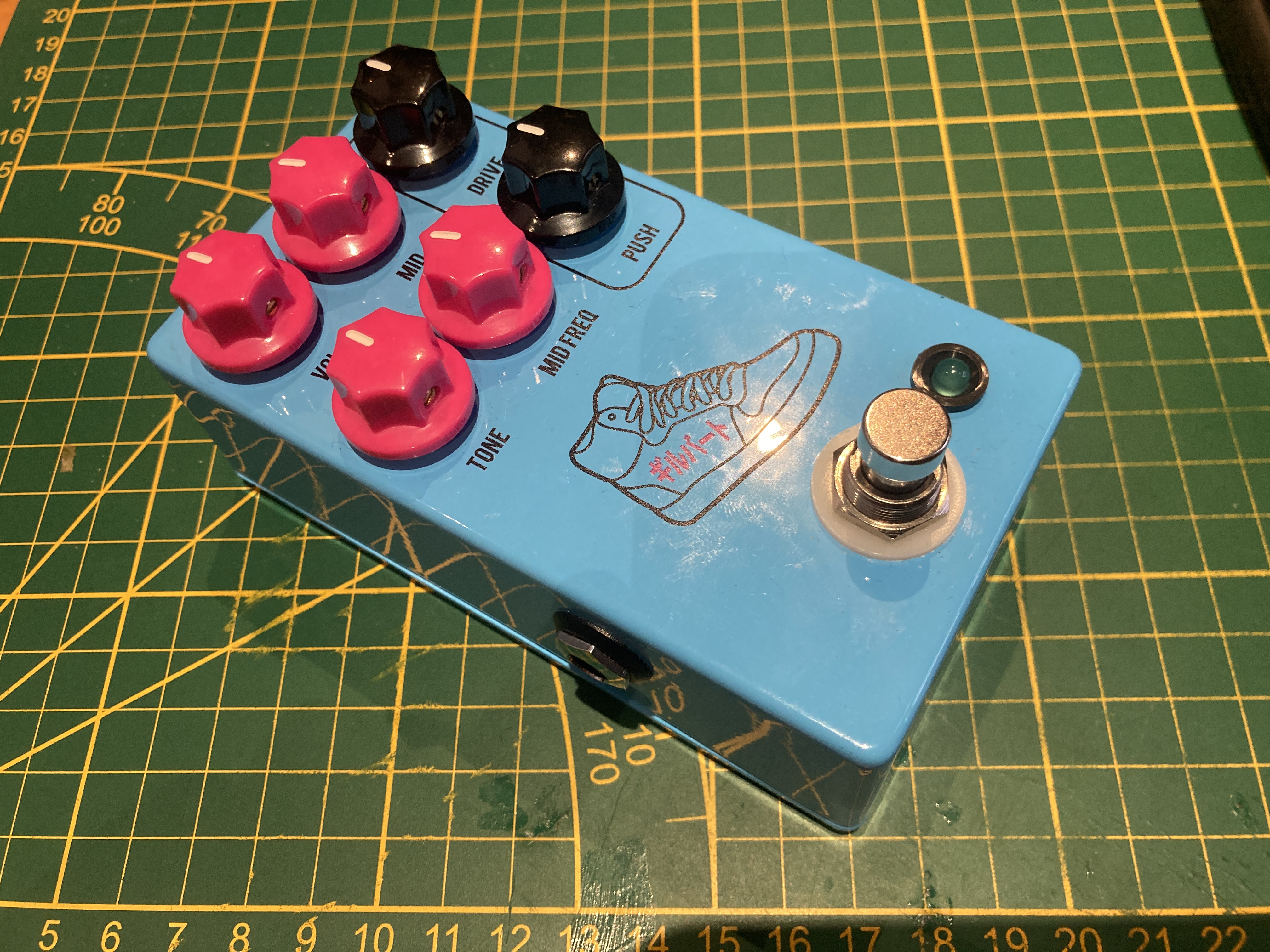 Pédale de distorsion JHS Paul Gilbert Signature PG-14