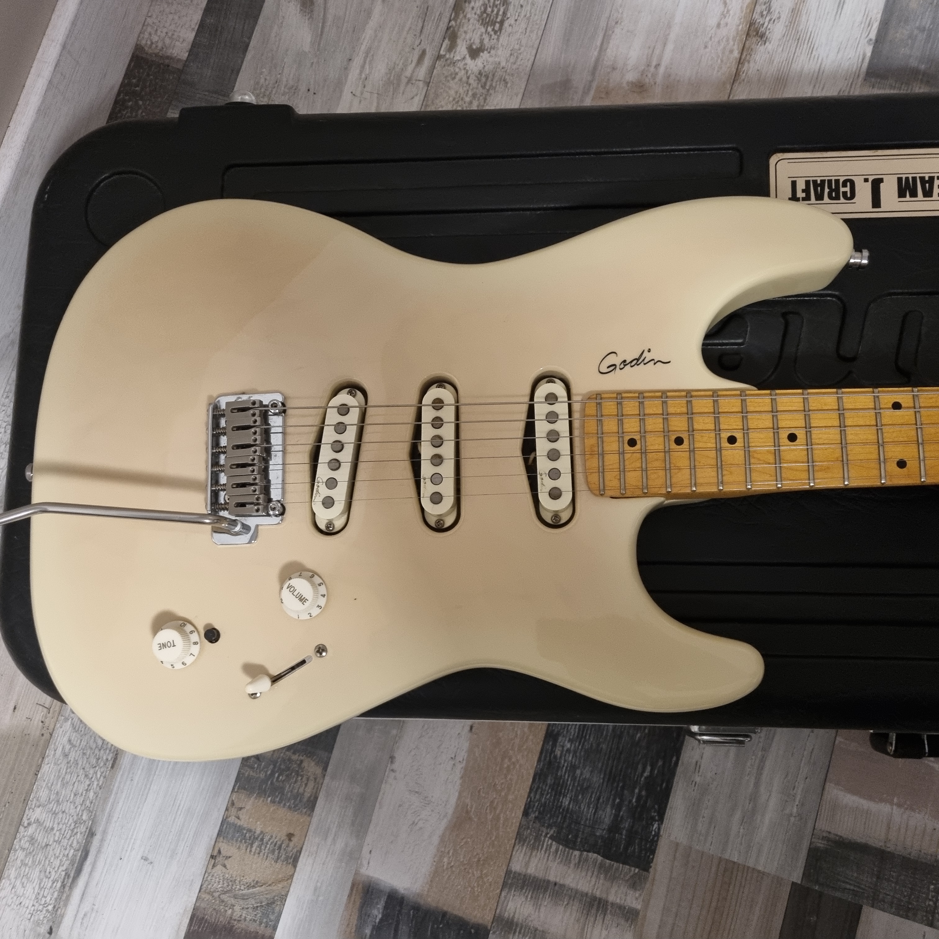 Godin Progression (59755)