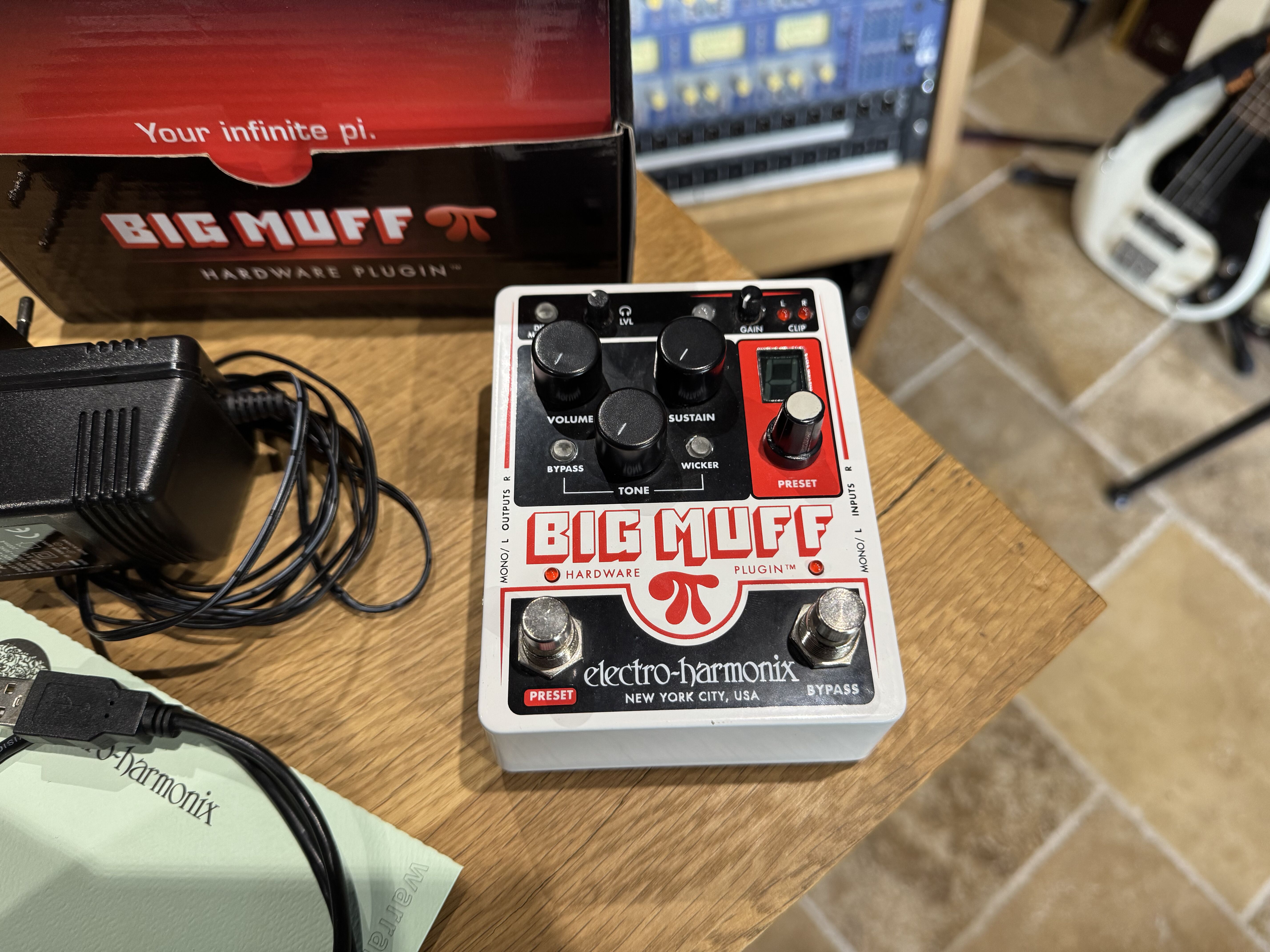 Vend Big Muff Pi Hardware Plugin Neuve