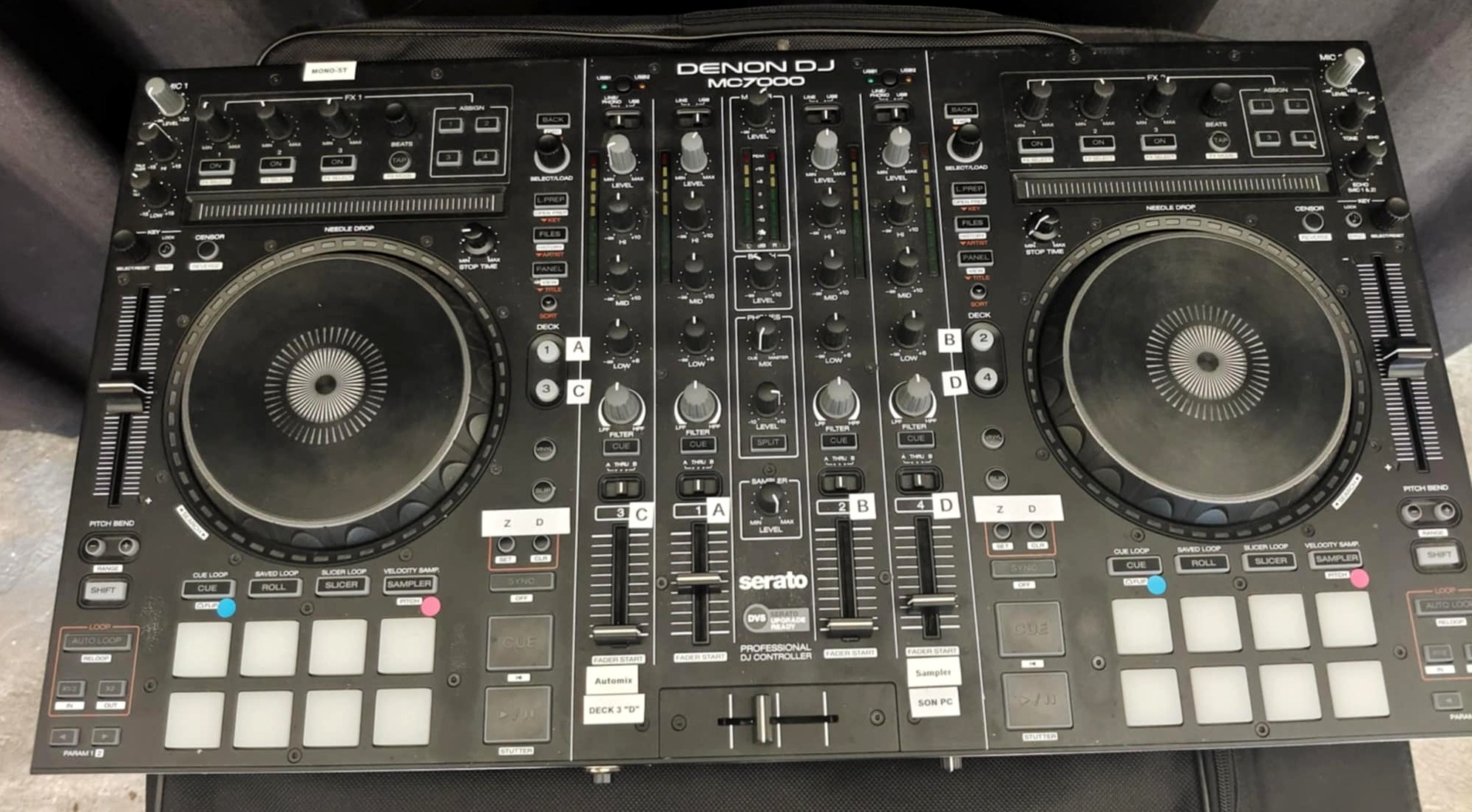 Denon DJ MC7000 (77254)