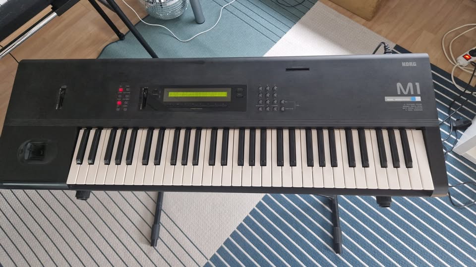 Korg M1