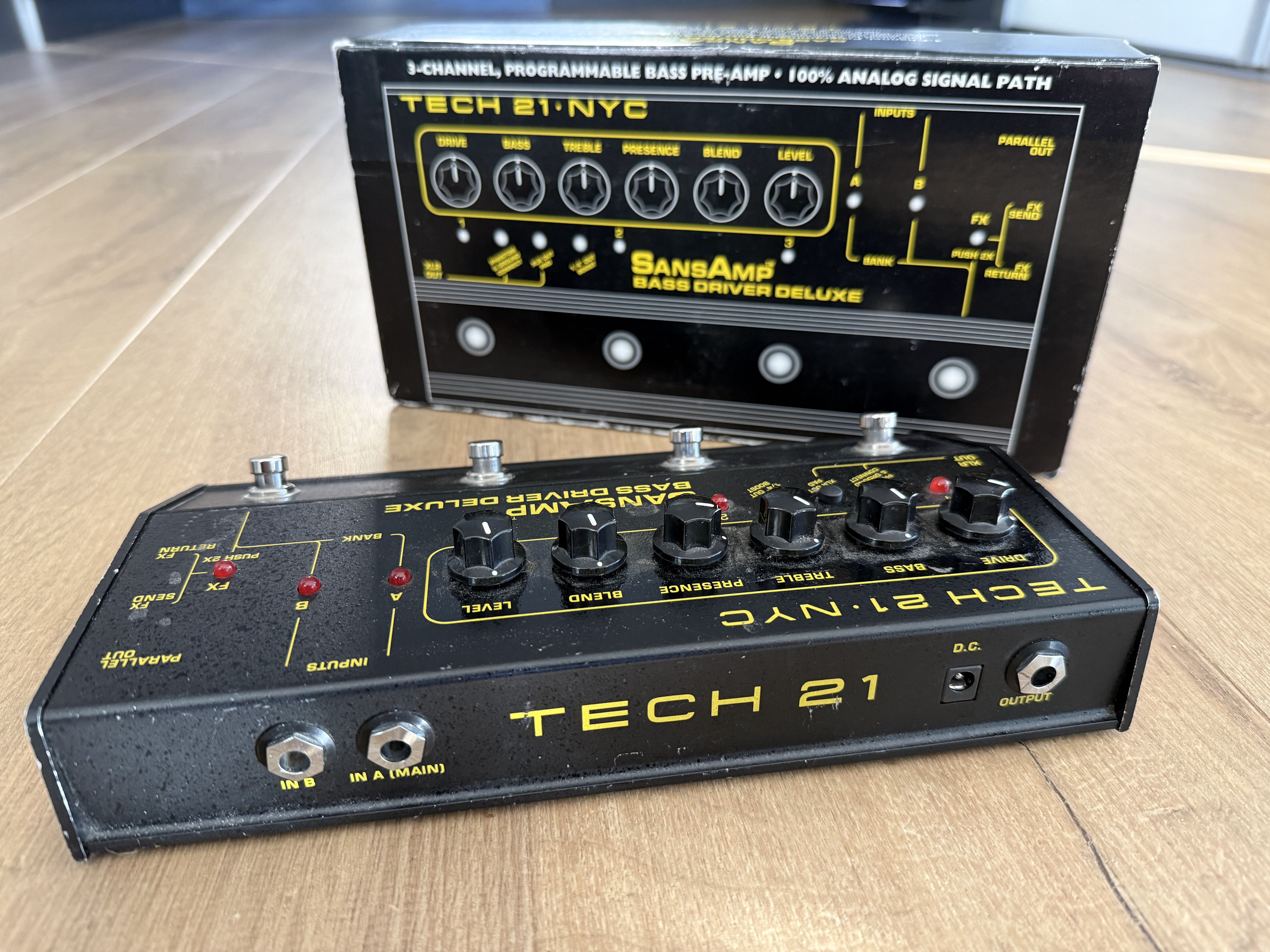 Tech 21 SansAmp Bass Driver Deluxe (88676)