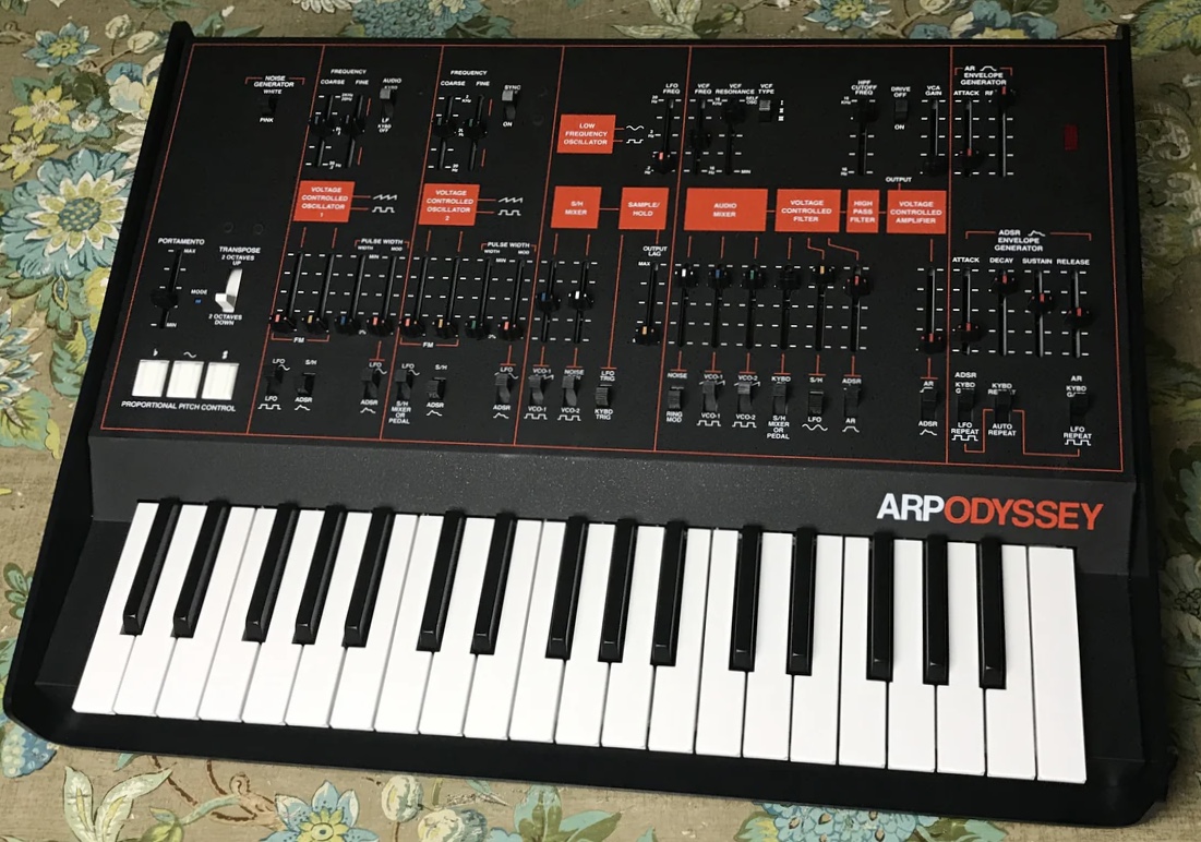 Vends Korg ARP Odyssey Rev 3 