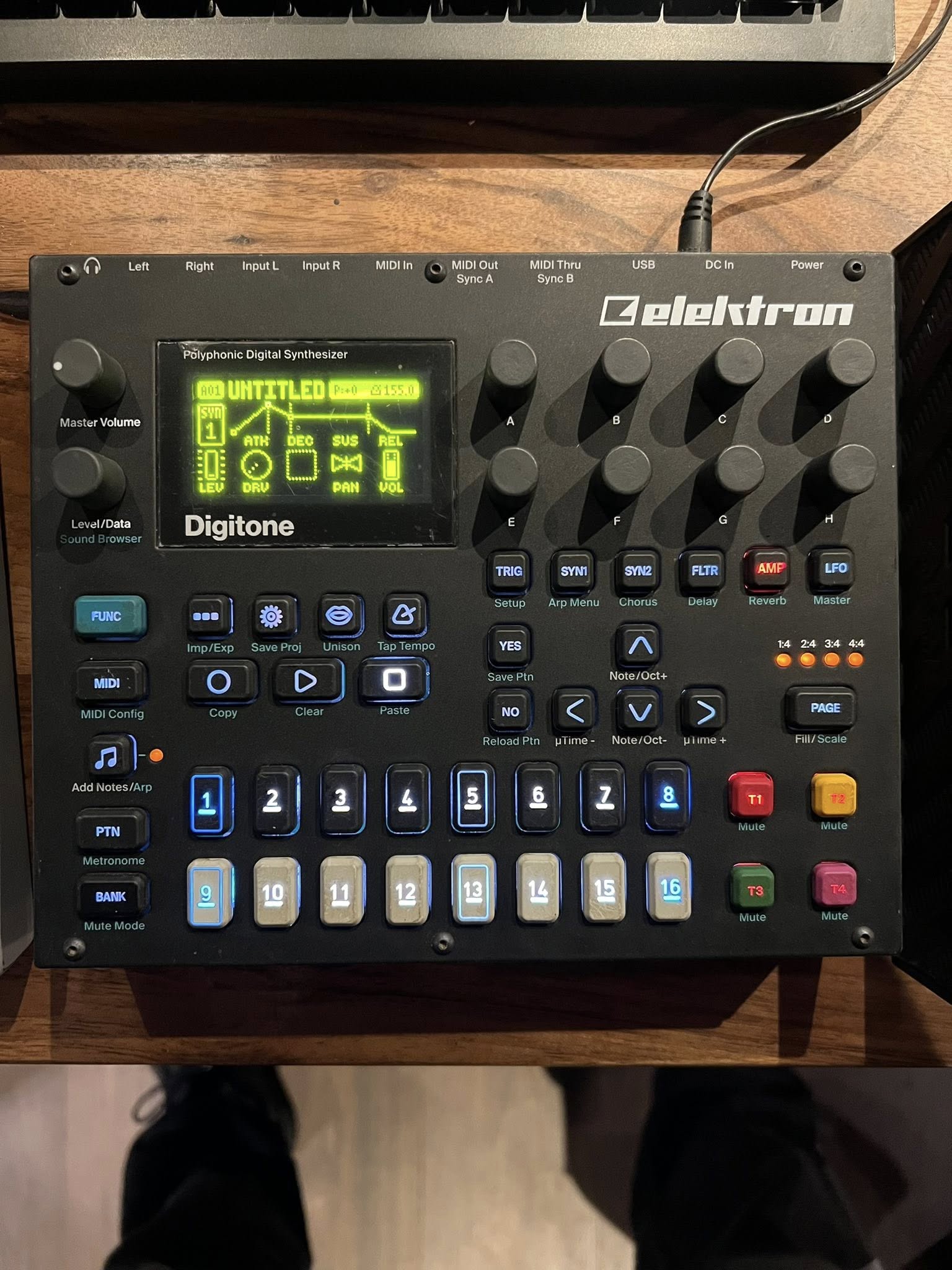 Elektron Digitone a vendre