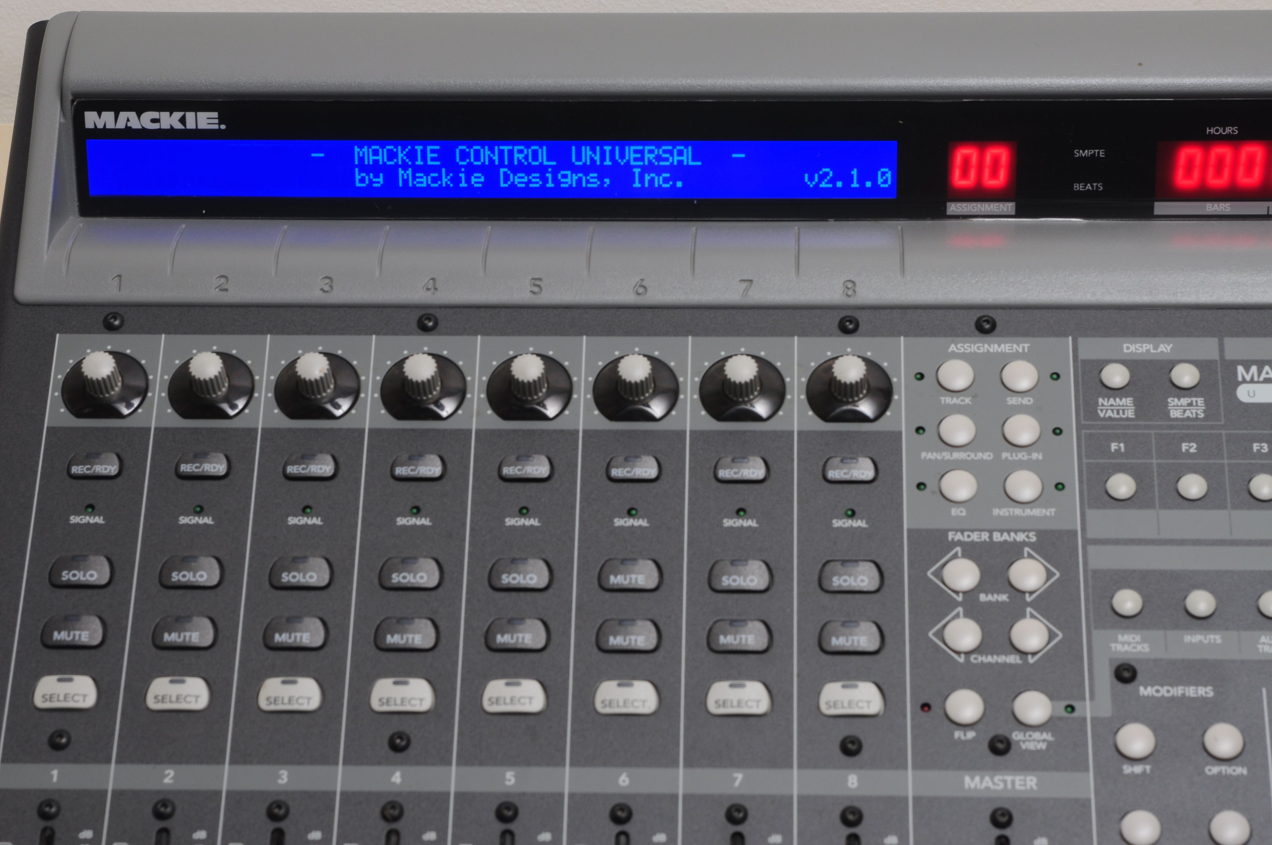 Mackie Control Universal (6767)