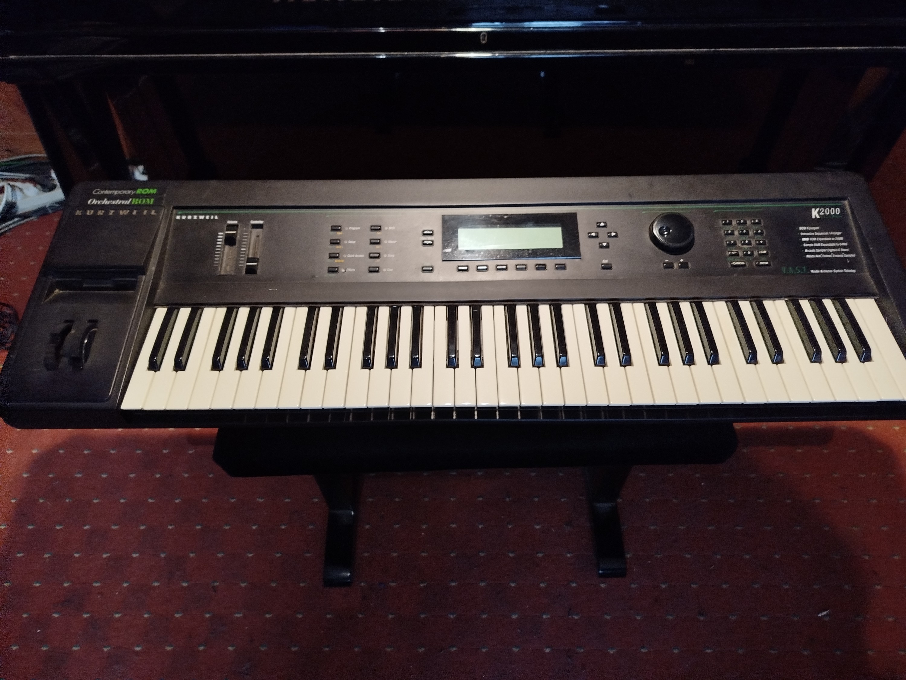 Vends kurzweil K2000 VP v3 avec nombreuses options