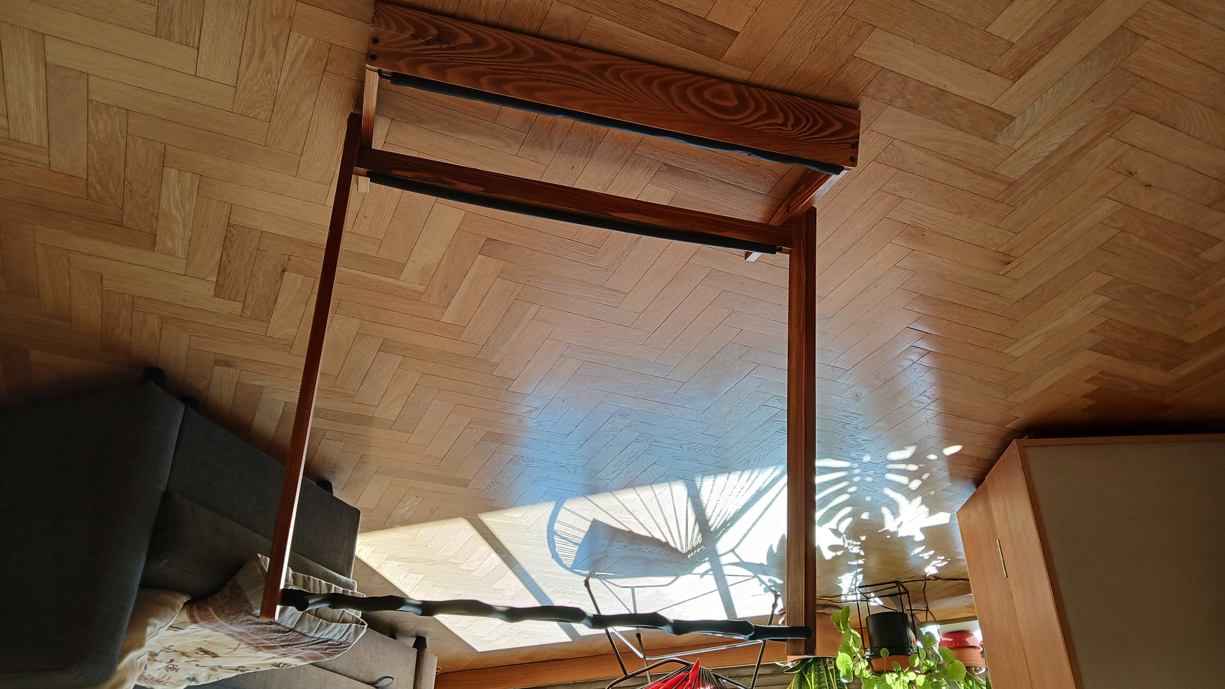 VENDS Harley Benton Wood Multi GuitarStand