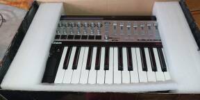 novation sl remote mk2 à vendre, servi pendant 5 min.