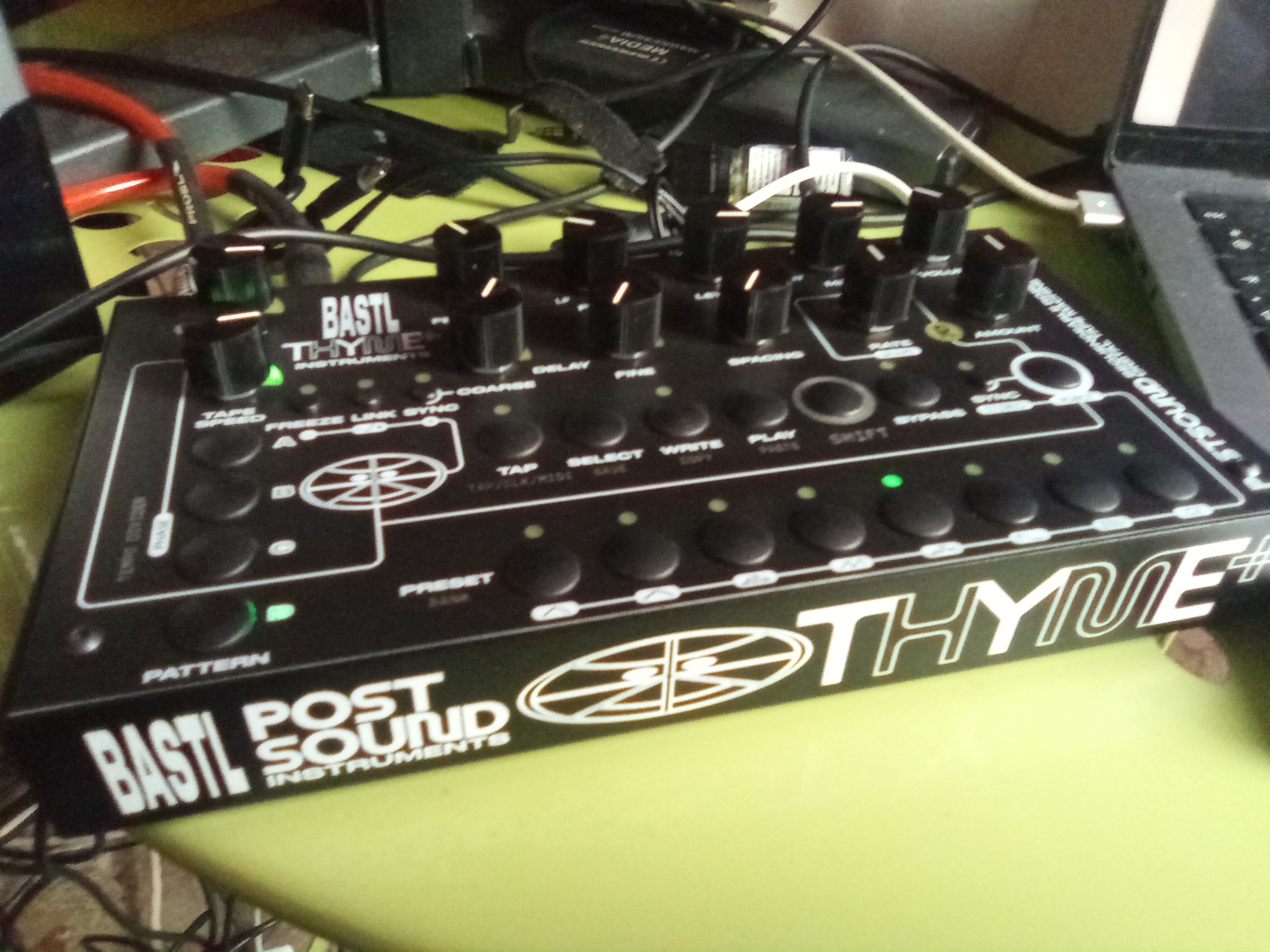 Bastl Instruments Thyme+