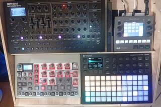 Roland SH-4d