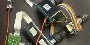 John East Uni-Pre 4 Knob Version - 3 Band Bass Preamp - Black