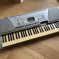 Synthétiseur clavier Yamaha PSR-450