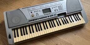 Synthétiseur clavier Yamaha PSR-450