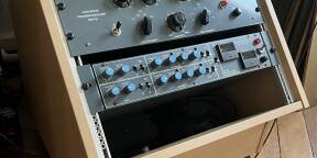 Thon Studio Side Rack 10U Maple