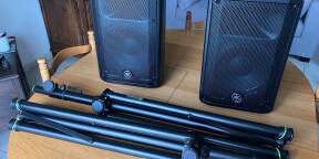 Vends enceintes Yamaha DBR10 avec housses et pieds