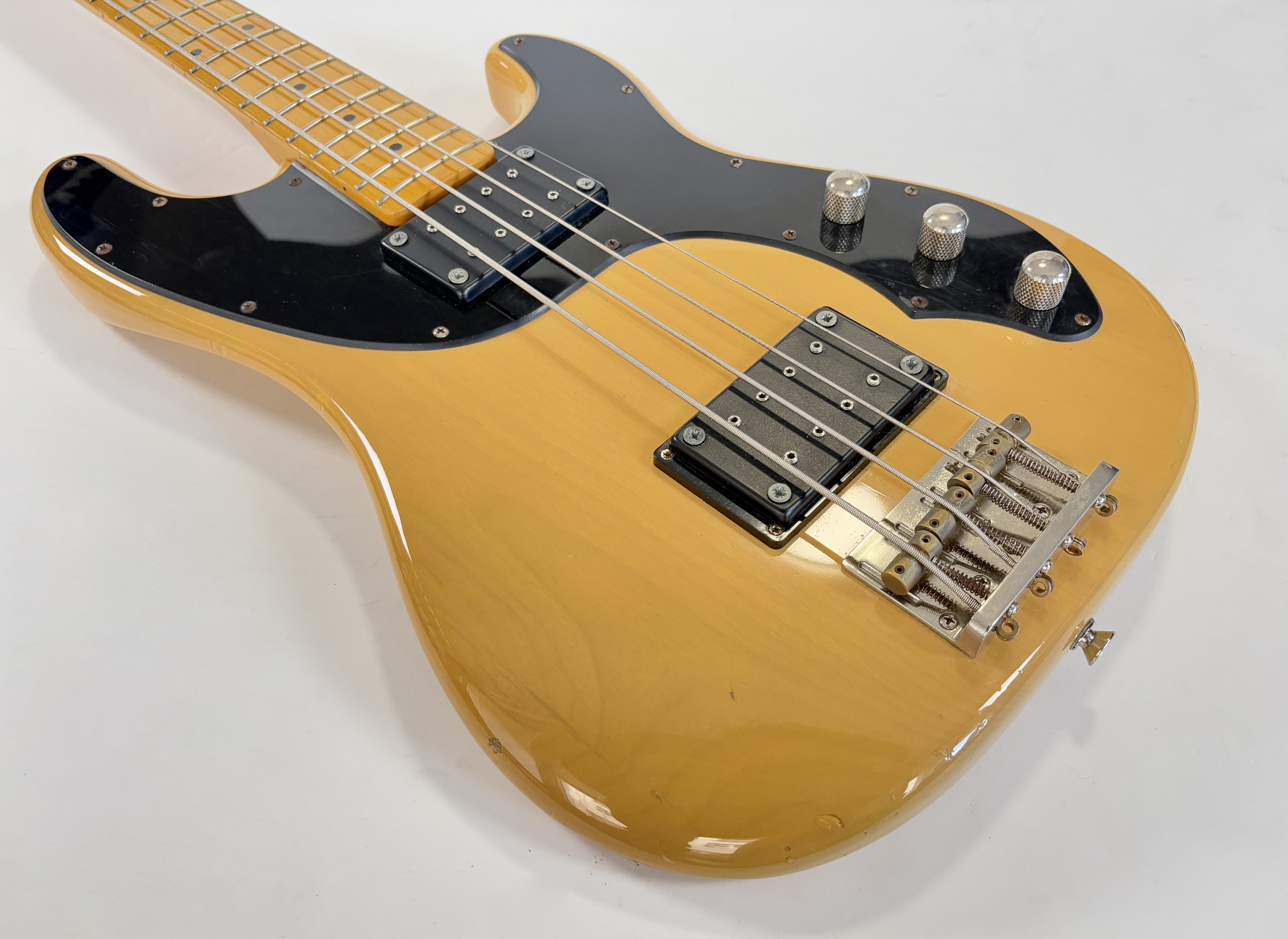 Fender Modern Player Telecaster Bass (31052)