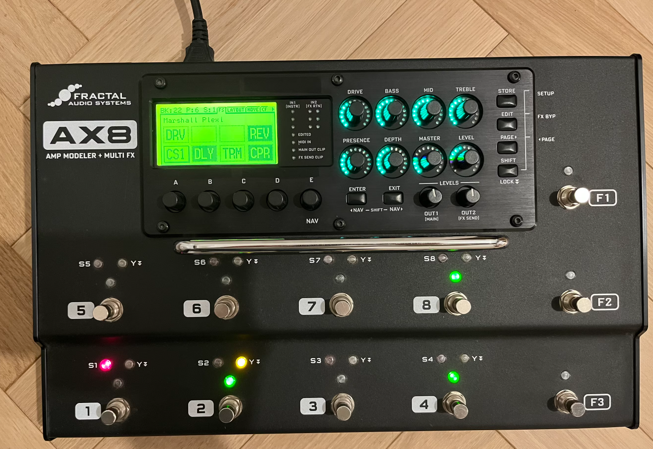 Fractal AX8 multi-effets