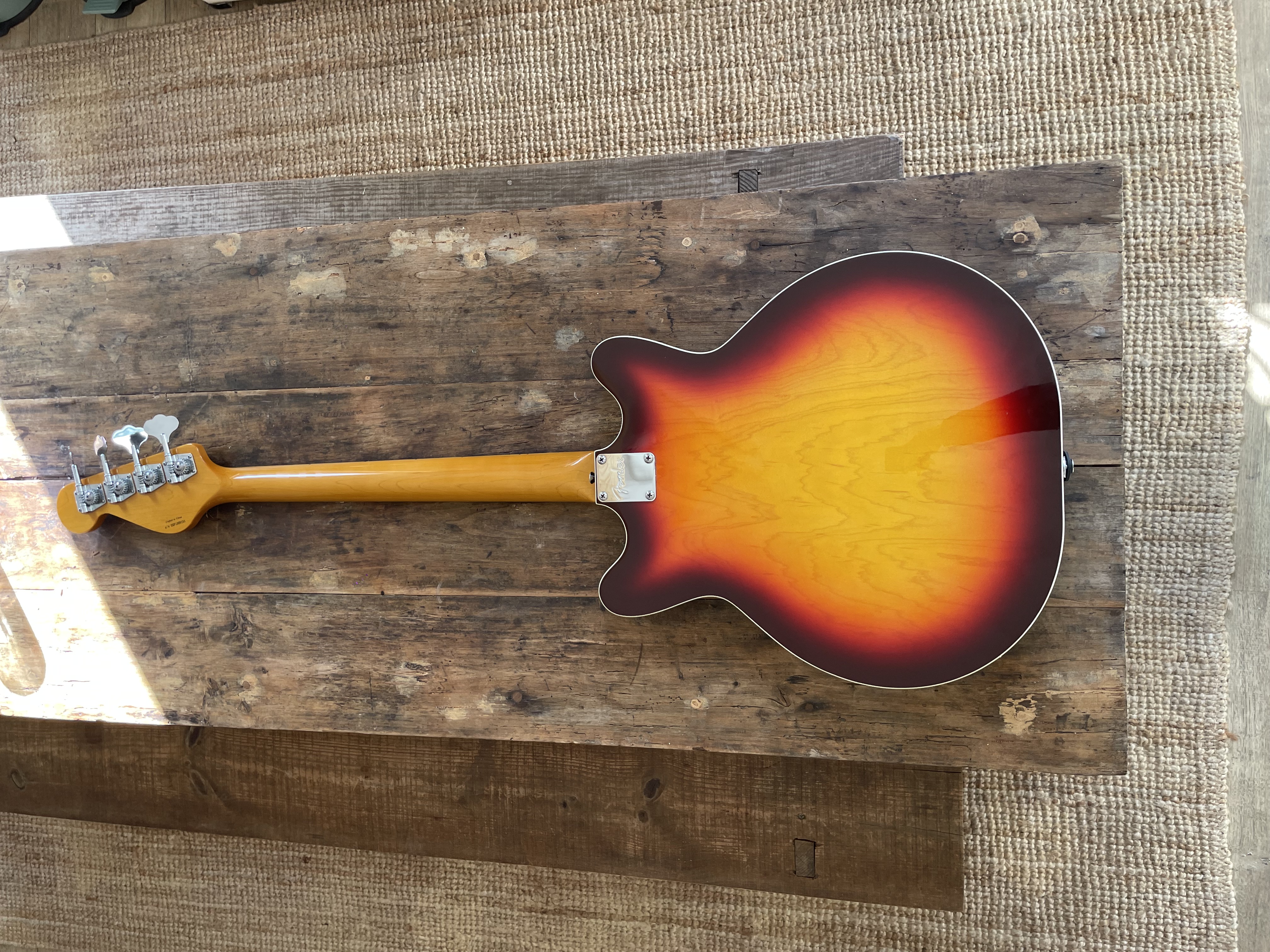 Fender Modern Player Coronado Bass (11788)