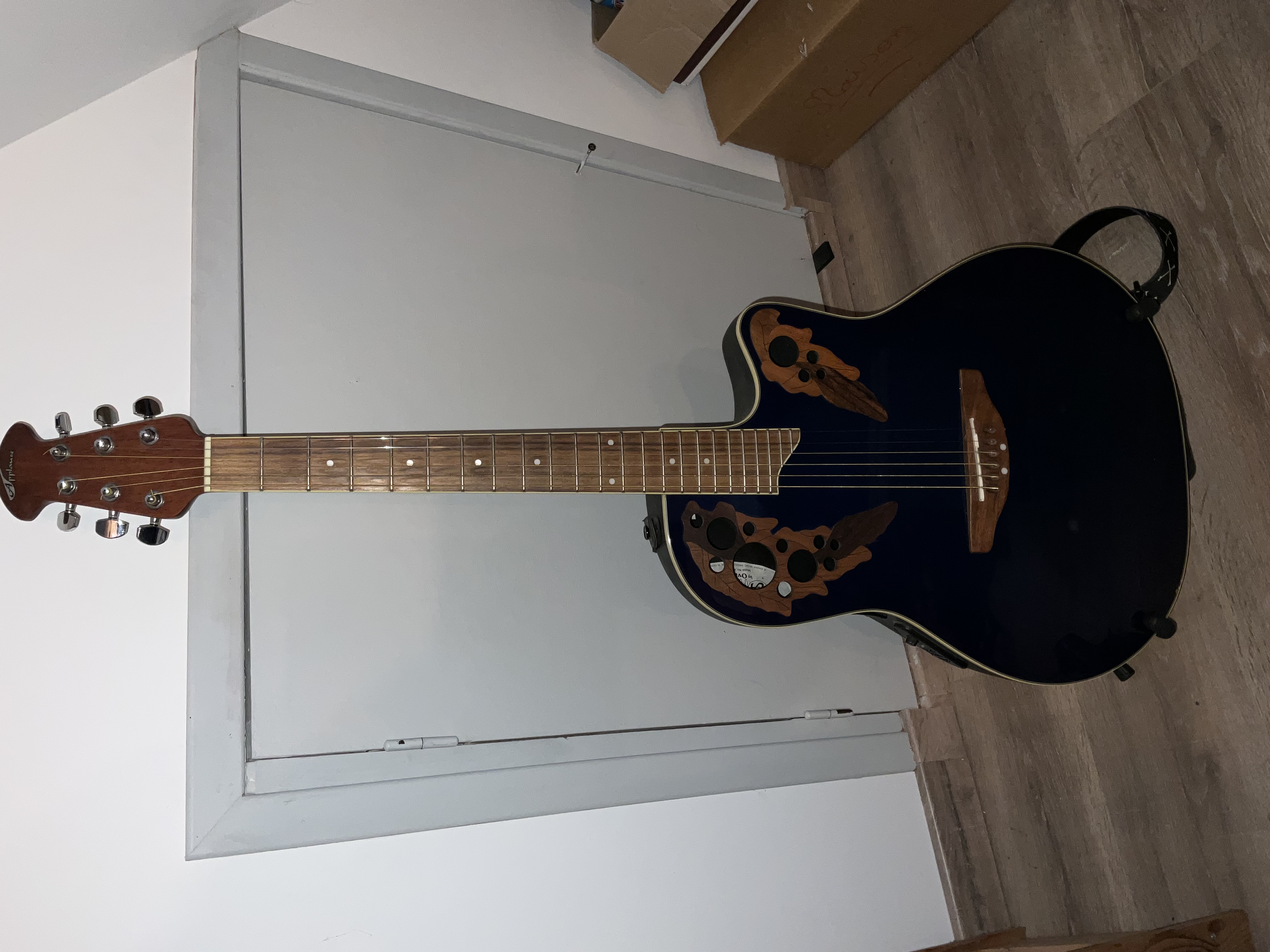 Guitare électro-acoustique Applause AE147
