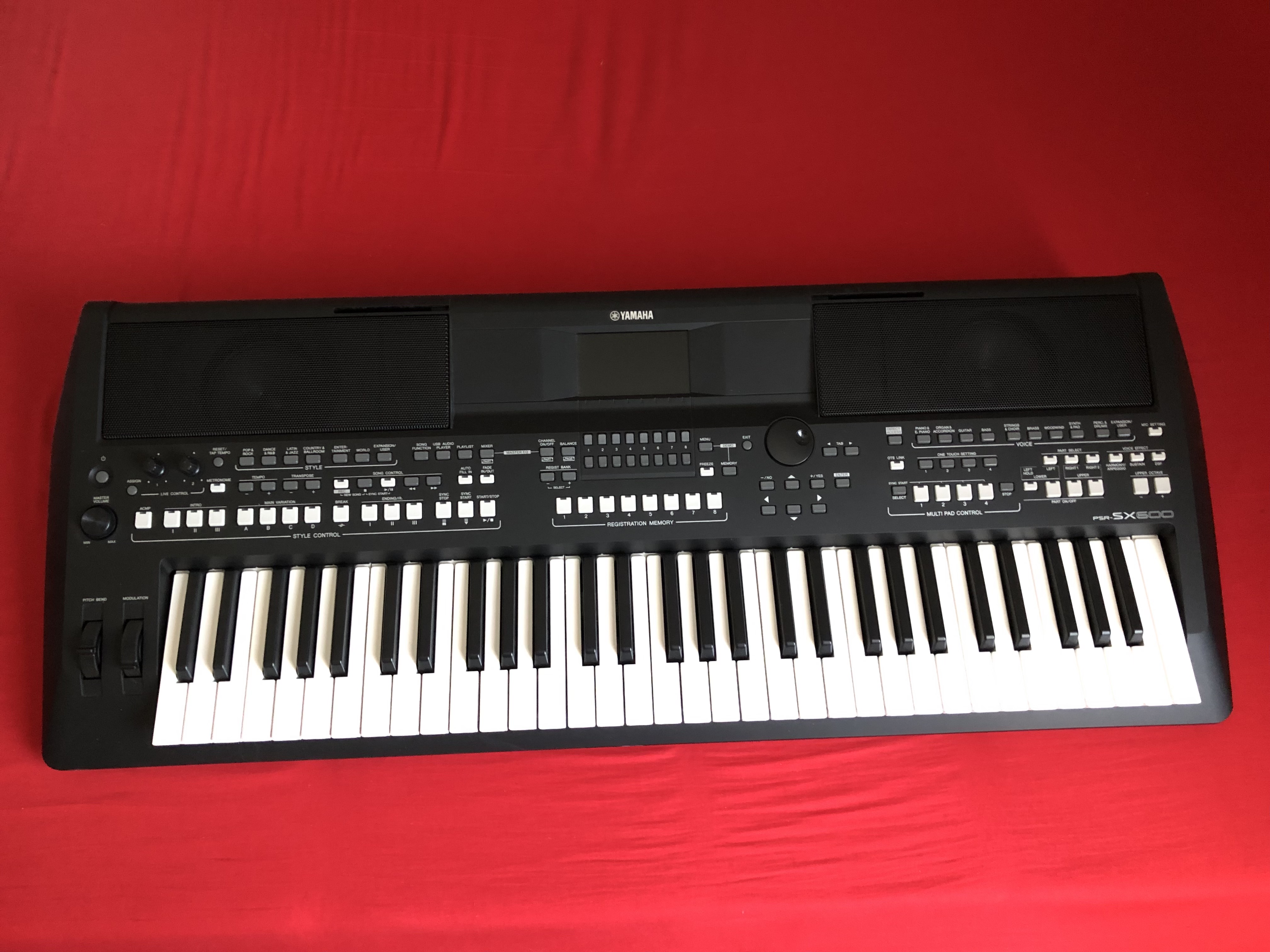 VENDS CLAVIER YAMAHA PSR 600