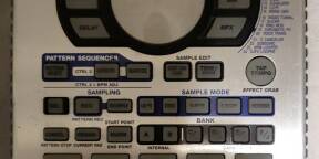 Roland Sp404. sampler a réparer ou pour pièce