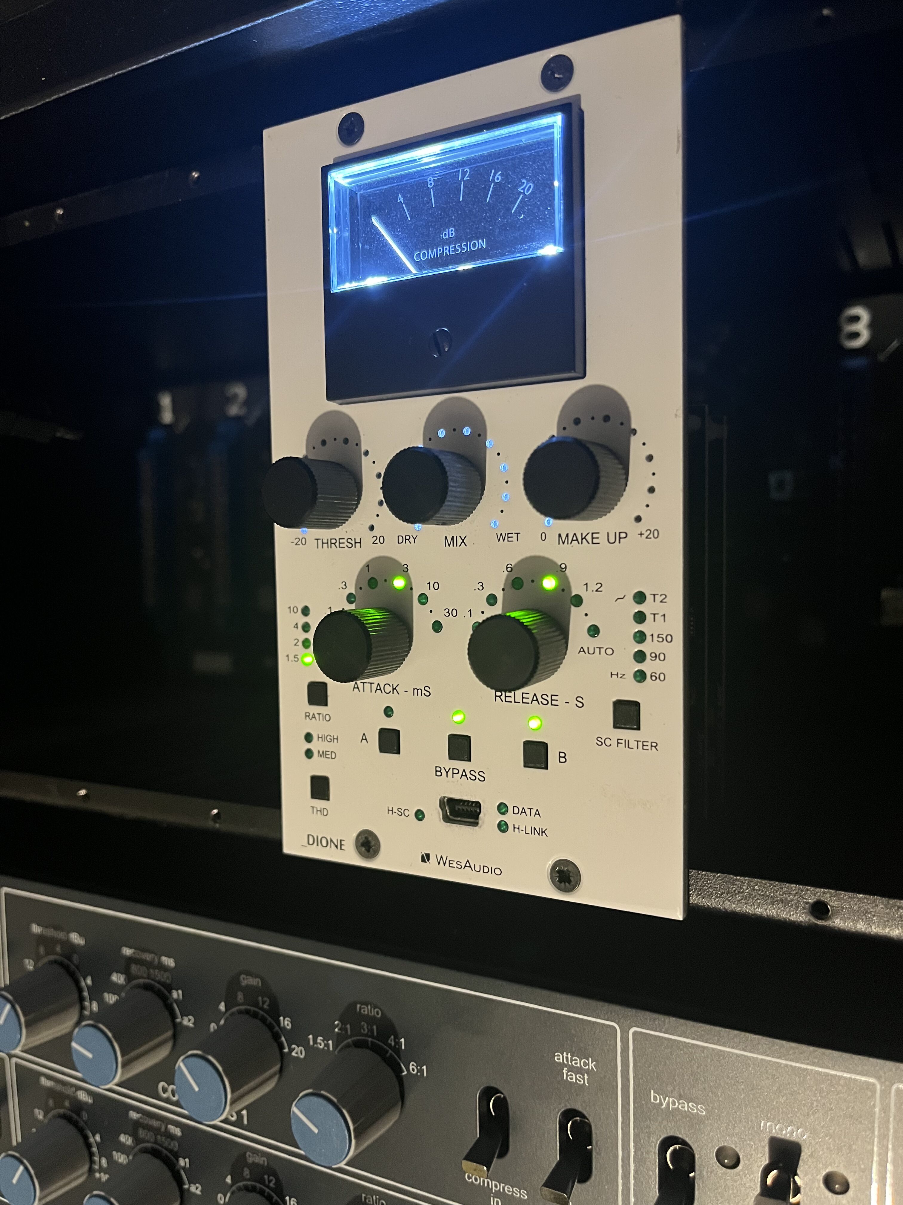 VENDS: WesAudio Dione (Fdp Inclus)