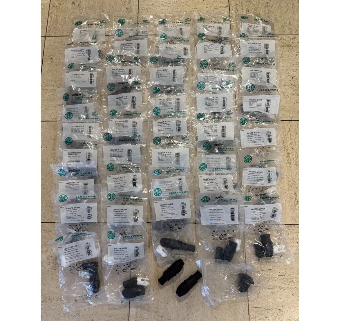 Lot De Fiche Neutrik Power Twist NAC3MX-W-TOP Neuf