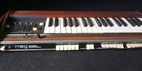 Vends Moog Satellite model A en 110V, à restaurer