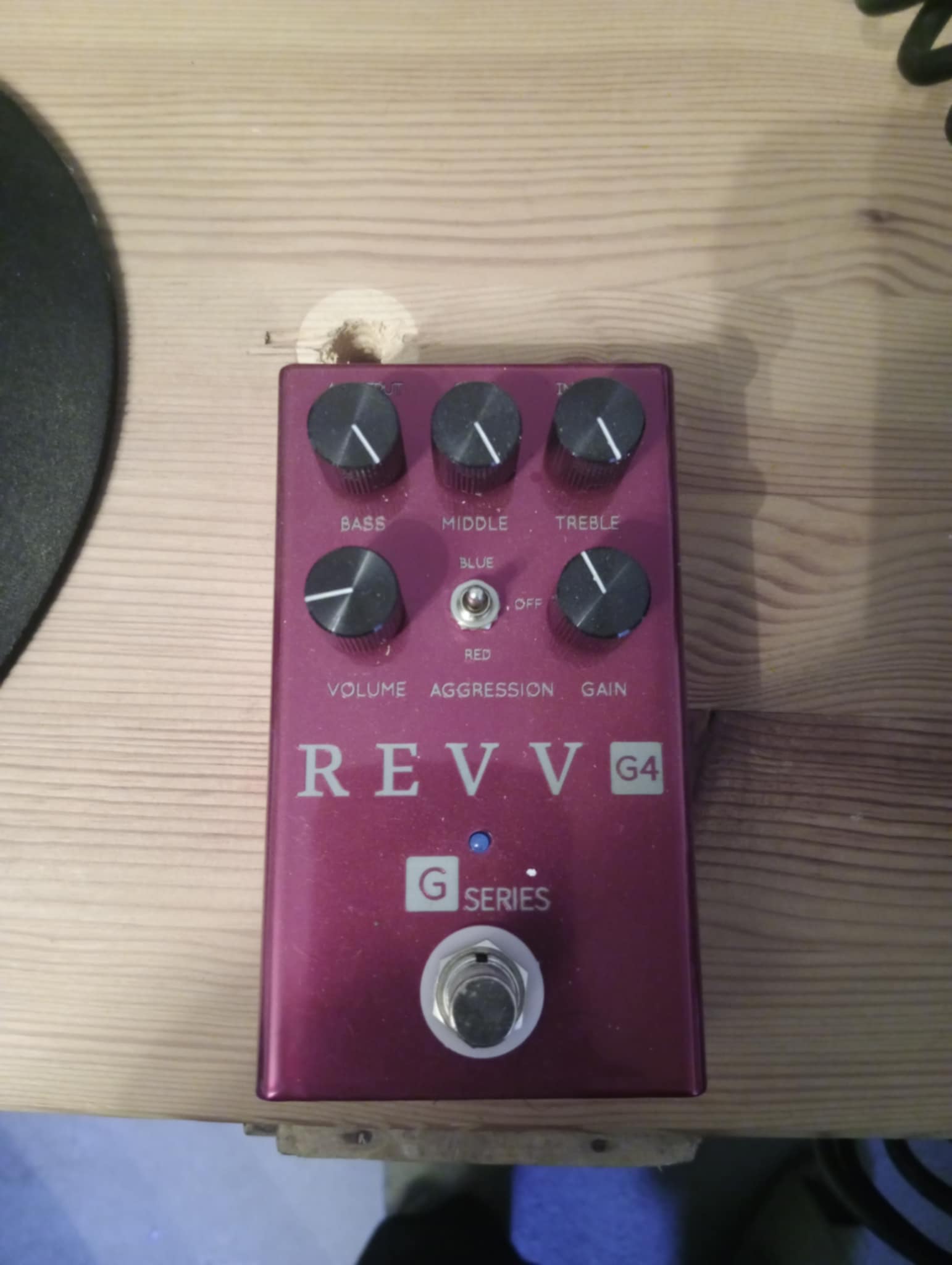 Pédale distortion REVV G4